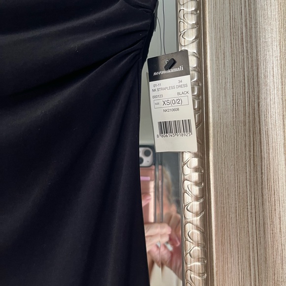 Norma Kamali strapless black jersey dress. NWT. Size extra small. - Picture 4 of 5